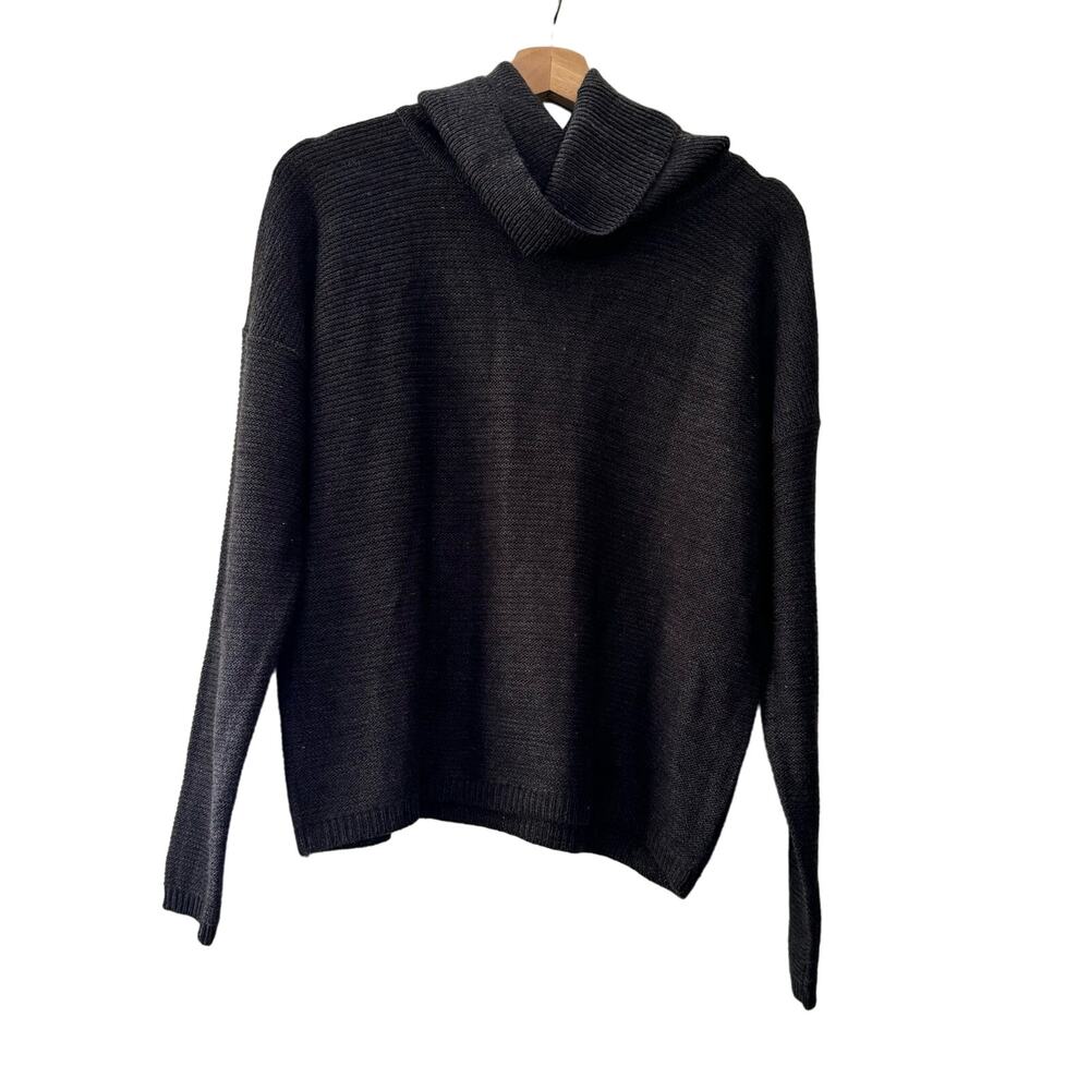 Ambiance Turtle Neck Size Medium Sweater